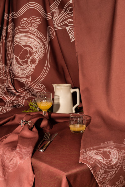 Roman Lotus BURGUNDY napkins