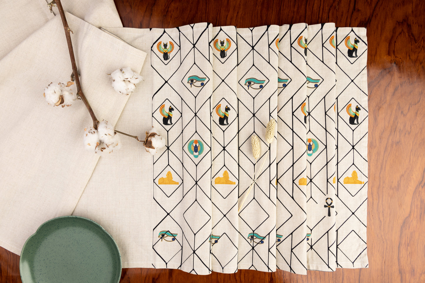 Runner- Good luck Symbols linen